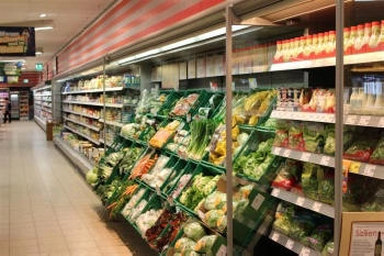 butikshylde rengøringsmidler kemikalier